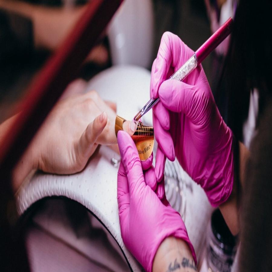 Κομμωτήρια και κέντρα αισθητικής: Μεγάλη πιθανότητα να ανοίξουν τη Δευτέρα 18 Ιανουαρίου