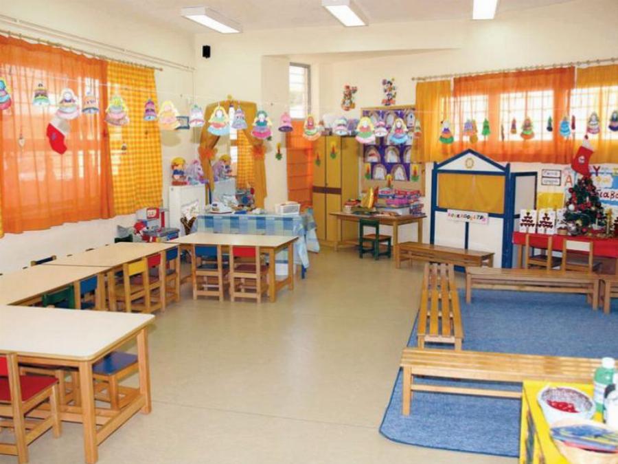 Χαλκίδα σοκ: Καταγγελία για νηπιαγωγό που έβγαλε 4χρονη έξω στο κρύο για να την τιμωρήσει