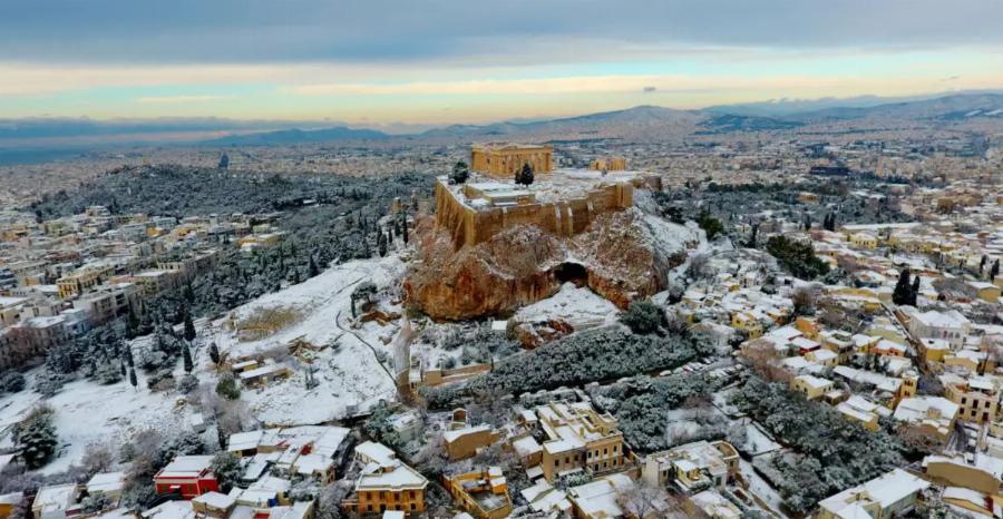 Χιόνια στην Αθήνα: Εν αναμονή της κακοκαιρίας «Λέανδρος» – Θα υπάρξει χιονόπτωση και στην Αττική