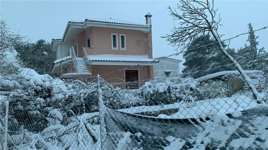 Κακοκαιρία Ελλάδα: Διακοπές ρεύματος σε πολλές περιοχές της χώρας – Δείτε σε ποιες