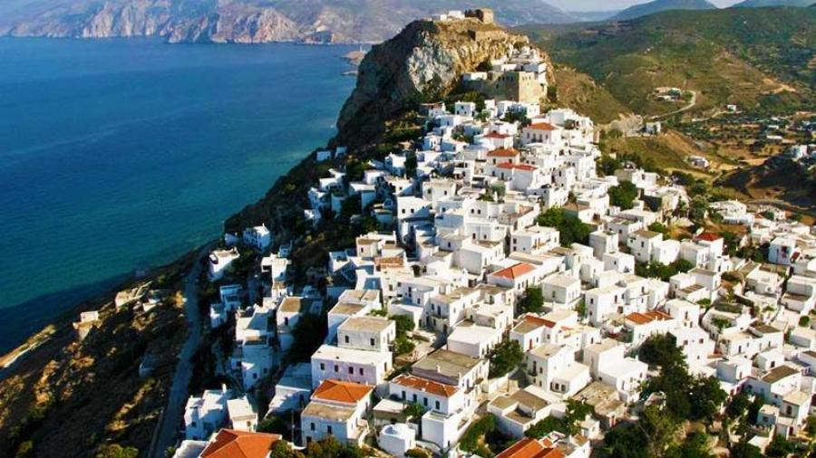 Ελληνικά νησιά: Αυτά είναι τα 15 καλύτερα νησιά για διακοπές στην Ελλάδα για το Telegraph