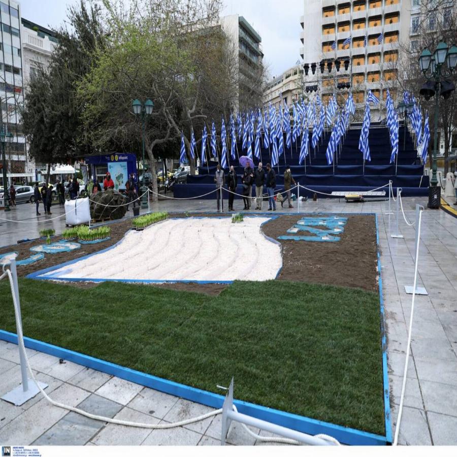 25η Μαρτίου παρέλαση: Το Σύνταγμα γέμισε με ελληνικές σημαίες – Πληροφορίες για την παρέλαση