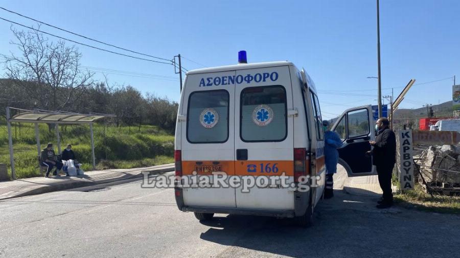 Λαμία σοκ: Μάνα και γιος αρνητές του κορονοϊού βγήκαν θετικοί και το έσκασαν από το νοσοκομείο