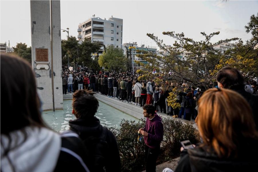 Νέα Σμύρνη: Τεράστια η αύξηση των κρουσμάτων – «Πηγή του κακού» οι συγκεντρώσεις