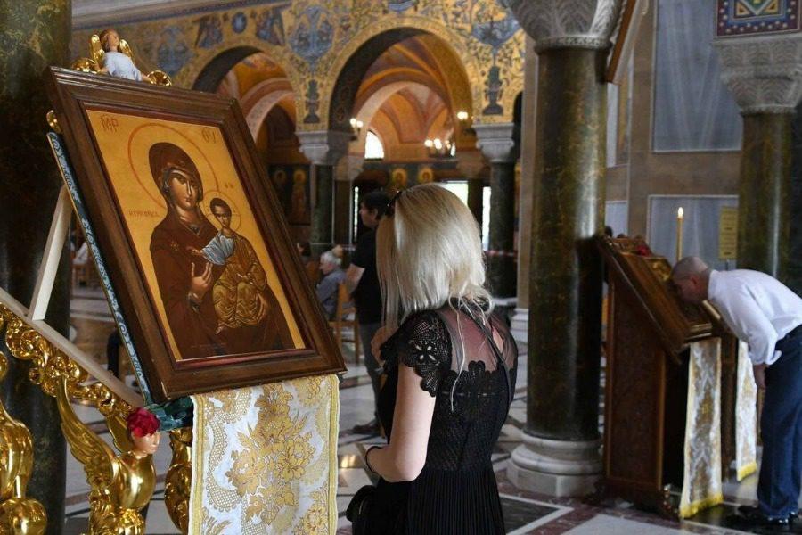 Σοκ στη Θεσσαλονίκη: Καταγγελίες για εκκλησίες που κάνουν κρυφές λίστες πιστών για τους Χαιρετισμούς