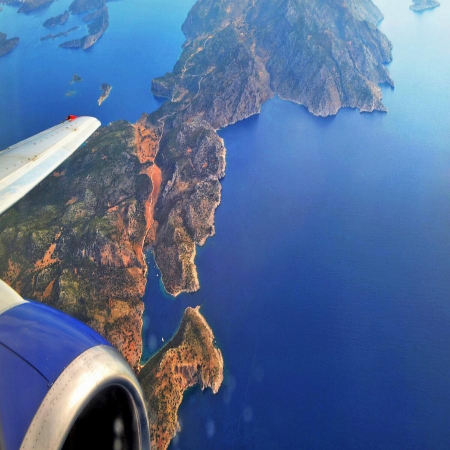 Skyscanner: Τεράστιο το ενδιαφέρον των Βρετανών για καλοκαιρινές διακοπές στην Ελλάδα