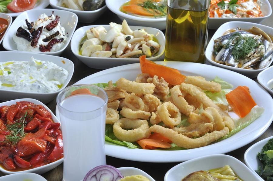 Καθαρά Δευτέρα 15/3: Απαγορεύεται το πέταγμα χαρταετού – Σκέψεις για κλειστά πάρκα στην Αττική