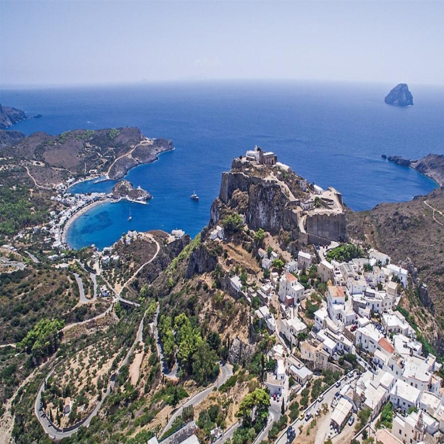 Ελληνικοί προορισμοί: Αυτά είναι τα 10 καλύτερα μέρη για καλοκαιρινές διακοπές για τον Guardian