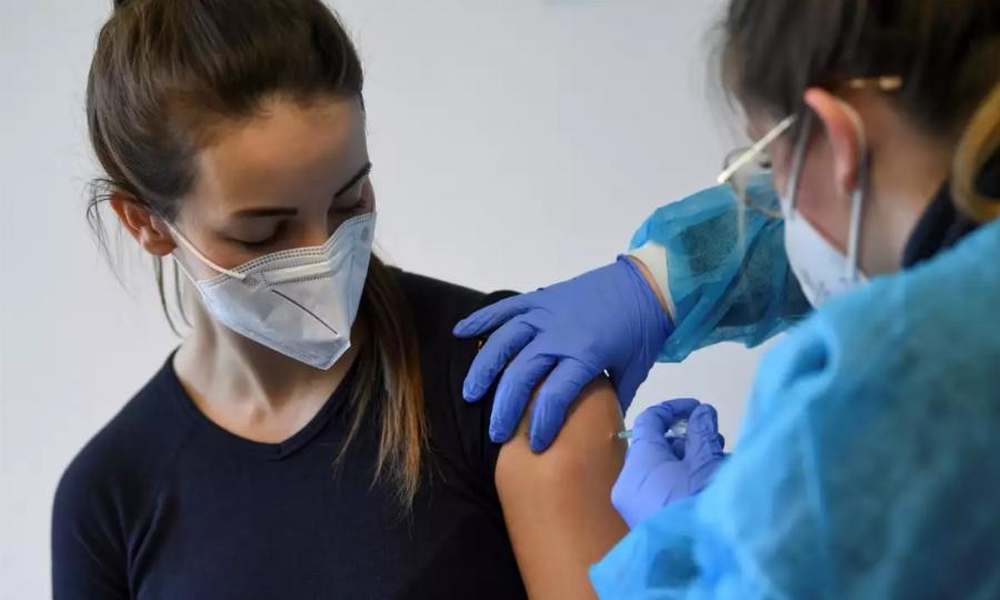 Πόσα κρούσματα σήμερα 3/3: Παραπάνω από 2.500 κρούσματα και σήμερα – Πρόσω ολοταχώς για νέα μέτρα