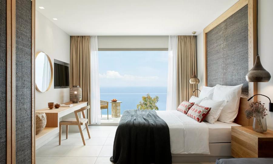 Ξενοδοχεία στην Ελλάδα: Αυτά είναι τα ολοκαίνουρια ξενοδοχεία σε Αθήνα και νησιά για διακοπές