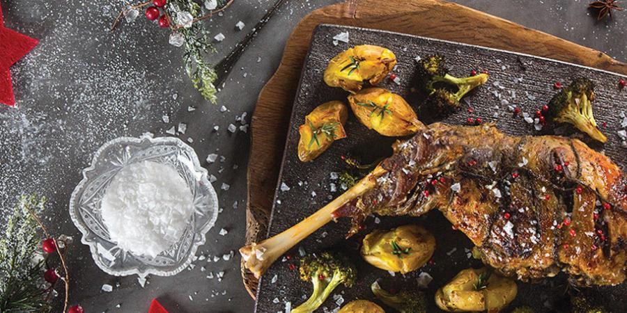 Καραμελωμένο μπούτι αρνιού: Η συνταγή του Άκη για όσους δεν ψήσουν