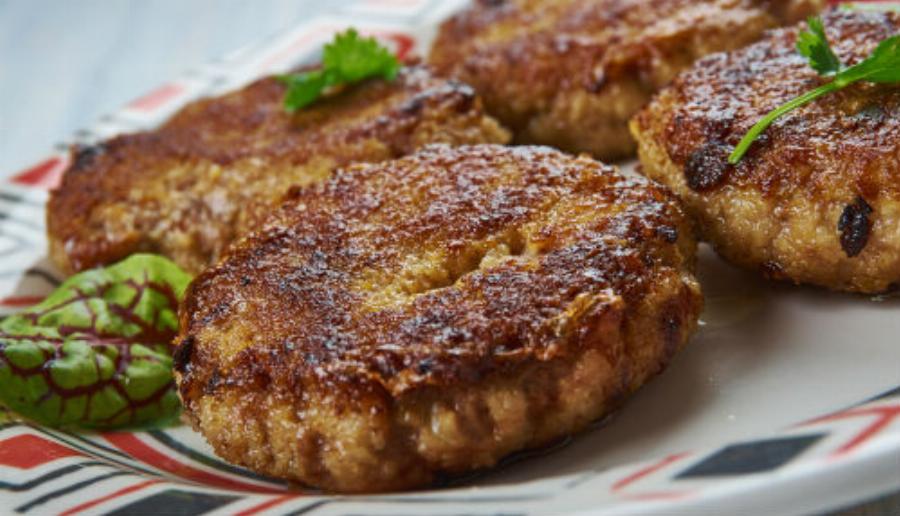 Μπιφτέκια της Αργυρώς: Αυτό είναι το μεγάλο μυστικό για τα πιο αφράτα και νόστιμα μπιφτέκια