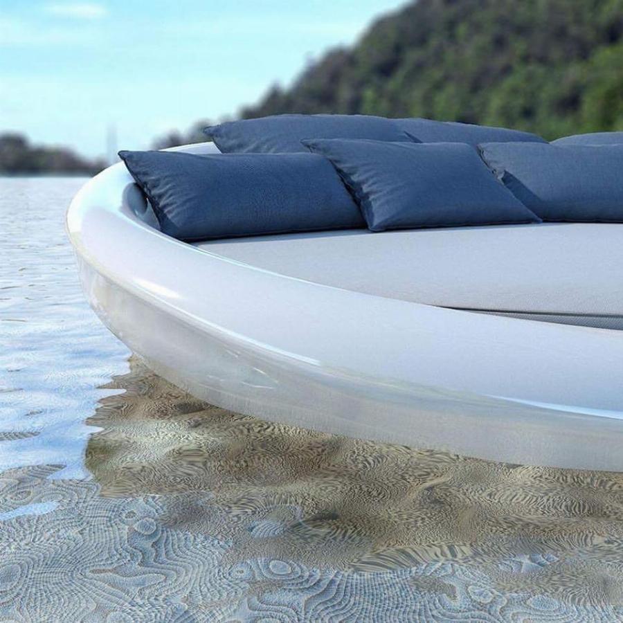 Είναι άνετος σαν καναπές σαλονιού, το κόστος του είναι ελάχιστο, επιπλέει άνετα στο νερό ακόμα και με κύμα και η είναι Ελληνικός