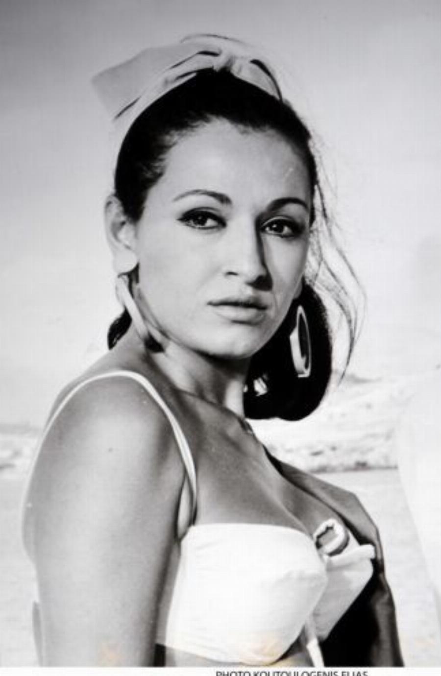 Μάρθα Καραγιάννη: «Είμαι μια πανέμορφη γριούλα 82 ετών, απλά δεν μου φαίνεται»