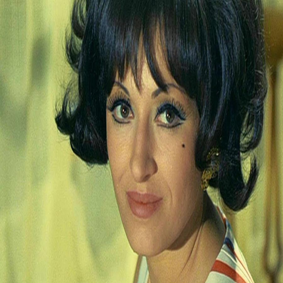 Μάρθα Καραγιάννη: «Είμαι μια πανέμορφη γριούλα 82 ετών, απλά δεν μου φαίνεται»