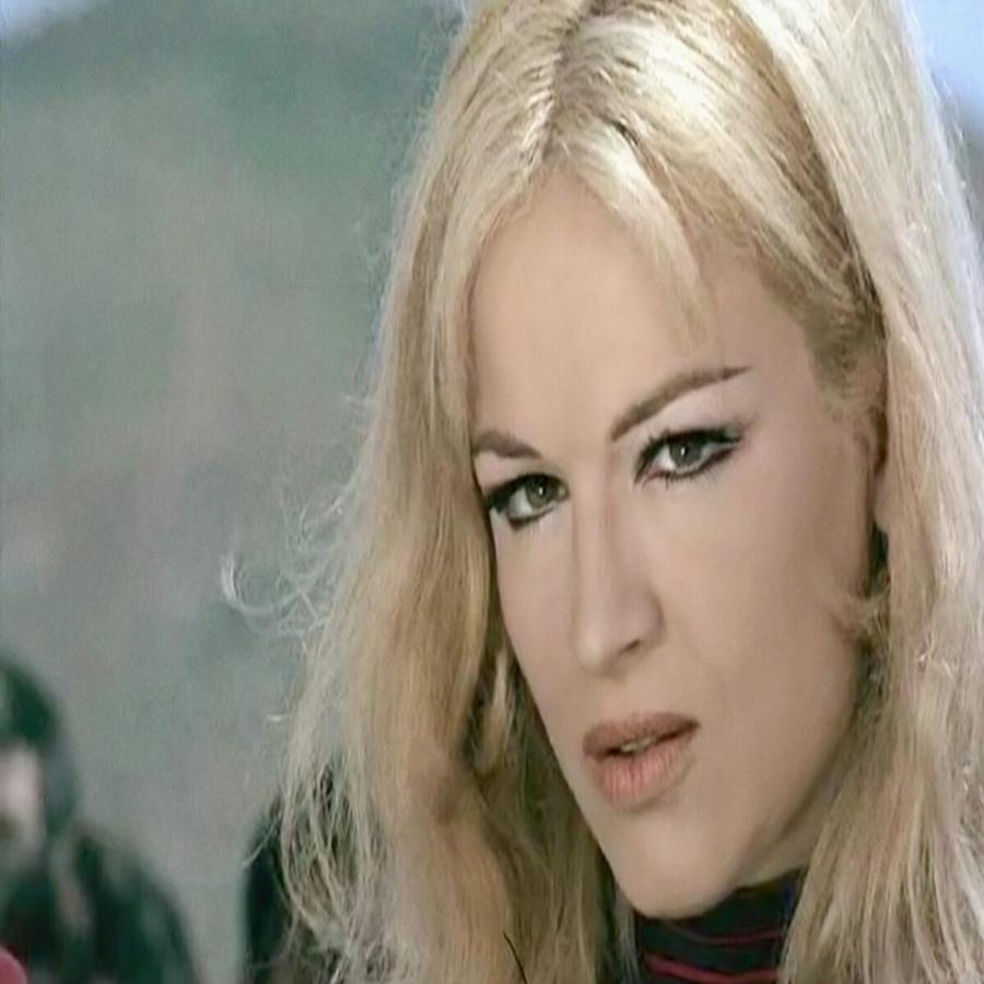 Μέμα Σταθοπούλου: Το “σκληρό” θηλυκό του κινηματογράφου και η ιστορία της κόρης της που έφυγε από τροχαίο