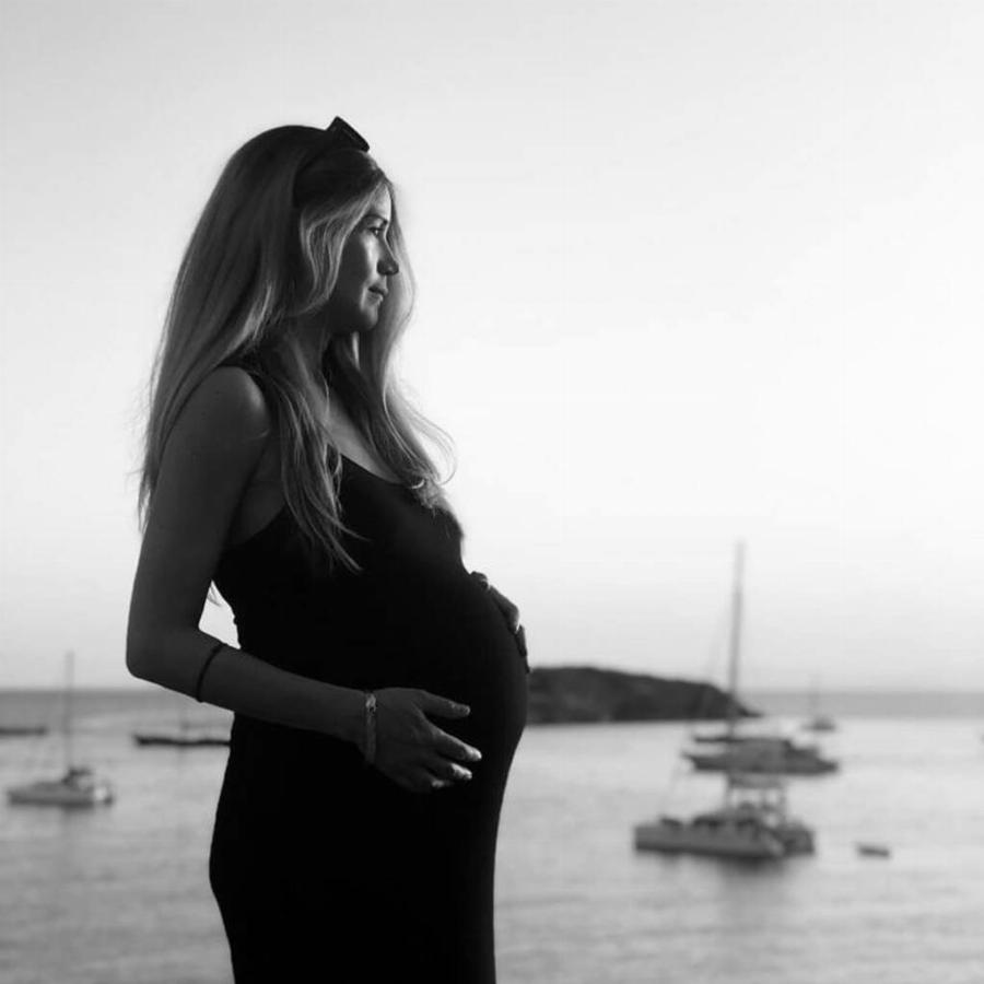 Δώδεκα διάσημες Ελληνίδες που έγιναν μανούλες μετά τα 40