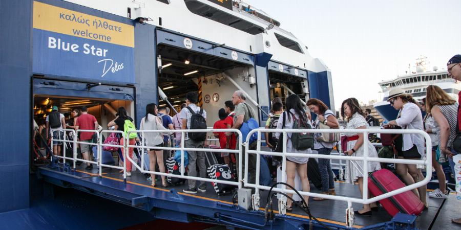 Ακτοπλοϊκά ταξίδια: Θα γίνονται με πιστοποιητικό εμβολιασμού, rapid tests και self tests