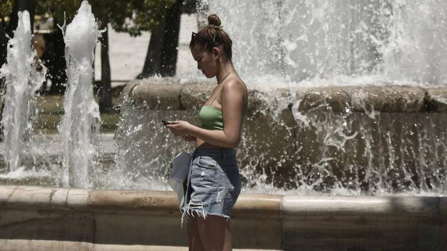 Καιρός 1/5: Έρχεται μίνι καύσωνας το Μεγάλο Σάββατο με πολύ υψηλές θερμοκρασίες – Σε ποιες περιοχές θα χτυπήσει