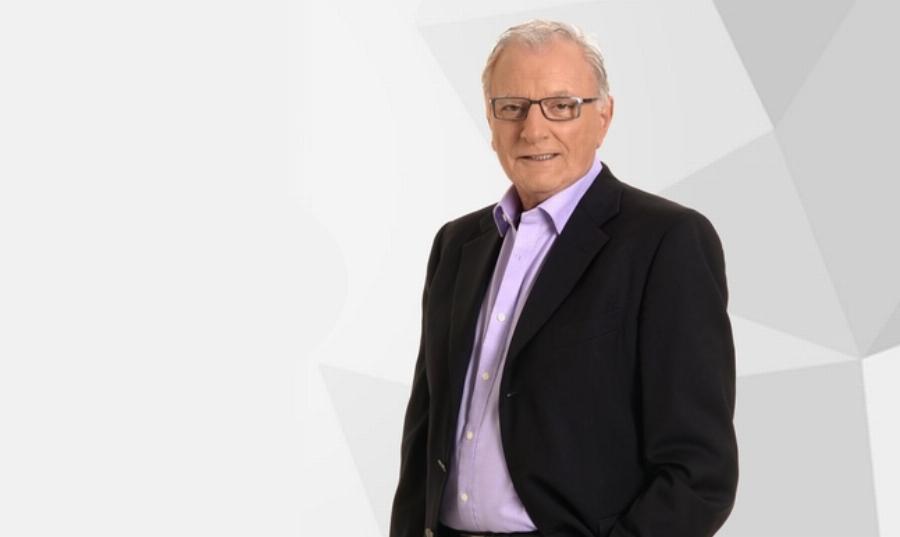 Μαχητές της ζωής: 10 διάσημοι Έλληνες που πάλεψαν με τον καρκίνο και βγήκαν νικητές