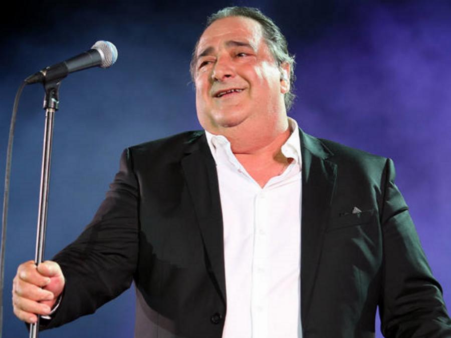 Βασίλης Καρράς: Ο βασιλιάς της καψούρας, η 28χρονη πανέμορφη κόρη του και οι δύο άγνωστες απαγωγές