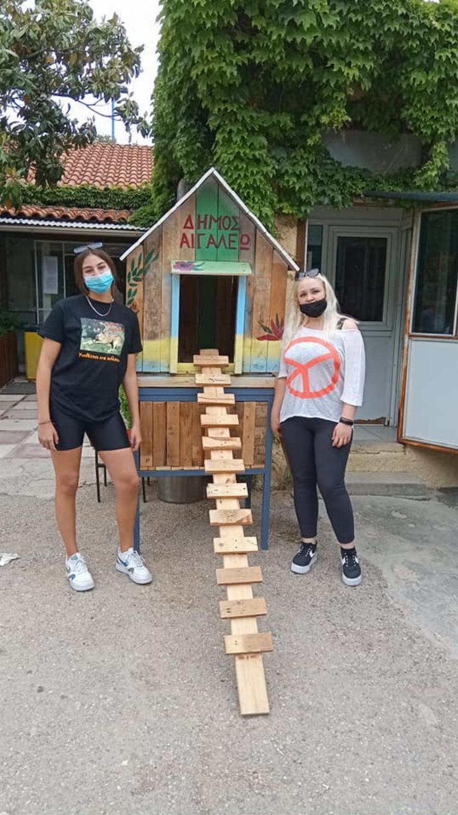 Ο Δήμος Αιγάλεω ετοιμάζει πανέμορφα ξύλινα σπιτάκια για τα αδέσποτα