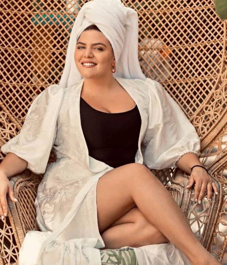 “Μην ακούτε τοξικούς ανθρώπους”: Το ξέσπασμα της Δανάης Μπάρκα και οι φωτογραφίες της με μαγιό