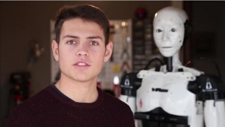 Δημήτρης Χατζής: Ο 15χρονος Καβαλιώτης που έφτιαξε ρομπότ με τεχνητή νοημοσύνη και υποκλίθηκε όλος ο πλανήτης
