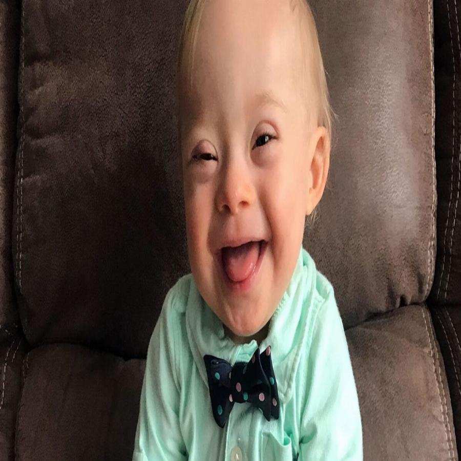 Σύνδρομο Down: «Δεν με λένε μογκολάκι, έχω όνομα όπως όλα τα παιδιά»