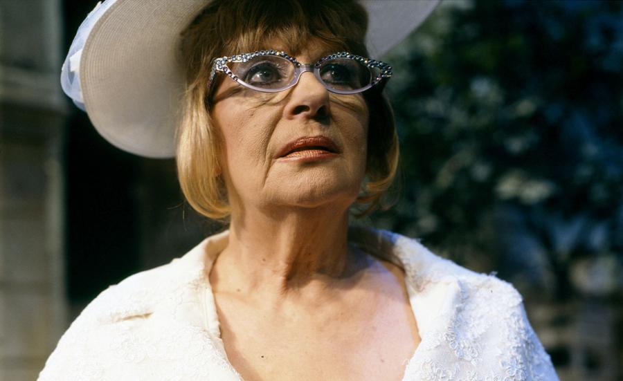 Έχασαν πρόωρα τους συντρόφους τους: 10 διάσημες Ελληνίδες που στάθηκαν ξανά στα πόδια τους