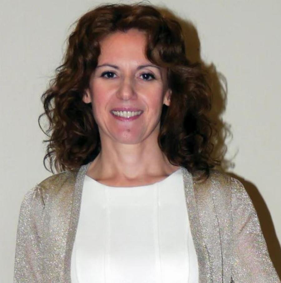 Αμαλία Αγγελή: Η Ελληνίδα οδοντίατρος που εφηύρε ουσία που αναπλάθει τα δόντια φυσικά, χωρίς σφραγίσματα