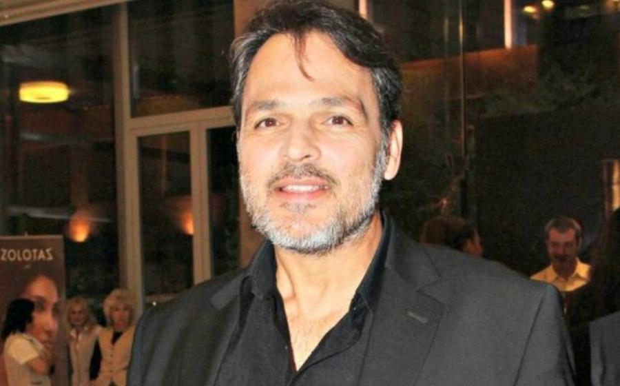 Οκτώ διάσημοι Έλληνες που υιοθέτησαν παιδί