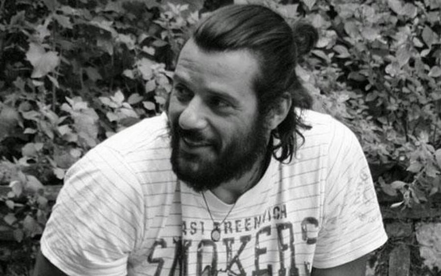 Αρνήθηκαν τα λεφτά γιατί δεν τους γέμιζαν: 7 Έλληνες ηθοποιοί που τα παράτησαν και άλλαξαν πορεία