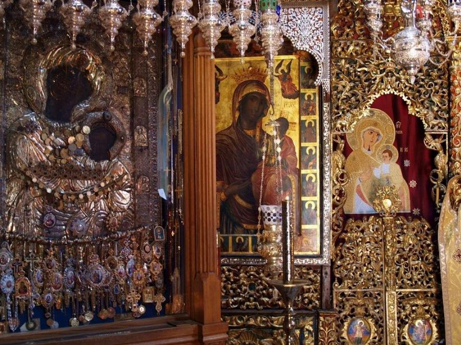 Παναγία Πορταΐτισσα: Η θαυματουργή εικόνα της Παναγίας δεν πρέπει να βγει έξω από το Άγιο Όρος ποτέ