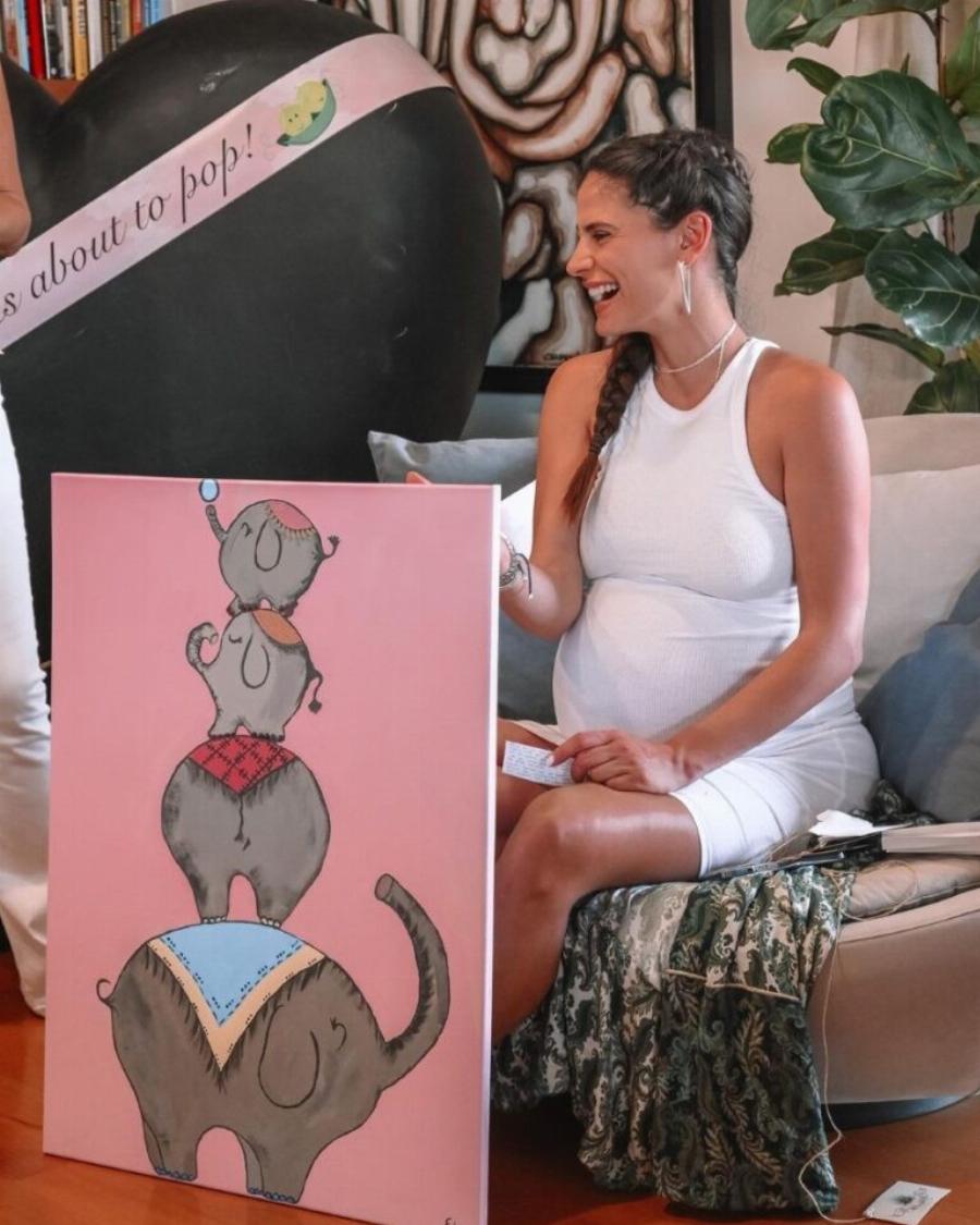 Χριστίνα Μπόμπα: Baby shower – Έκπληξη από τις φίλες της, λίγο πριν γίνει μητέρα για πρώτη φορά
