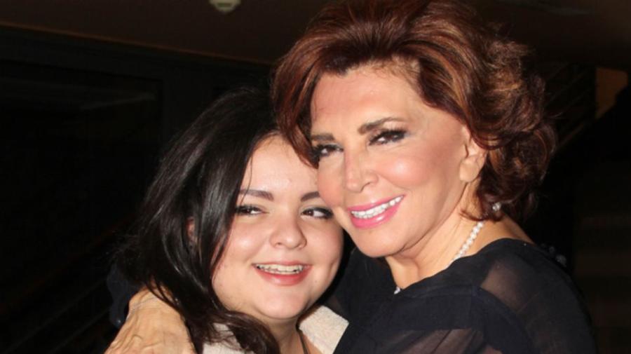 Οκτώ διάσημοι Έλληνες που υιοθέτησαν παιδί