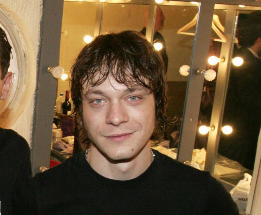 Διάσημοι Έλληνες που έφυγαν νωρίς και άφησαν την τελευταία τους πνοή στο δρόμο