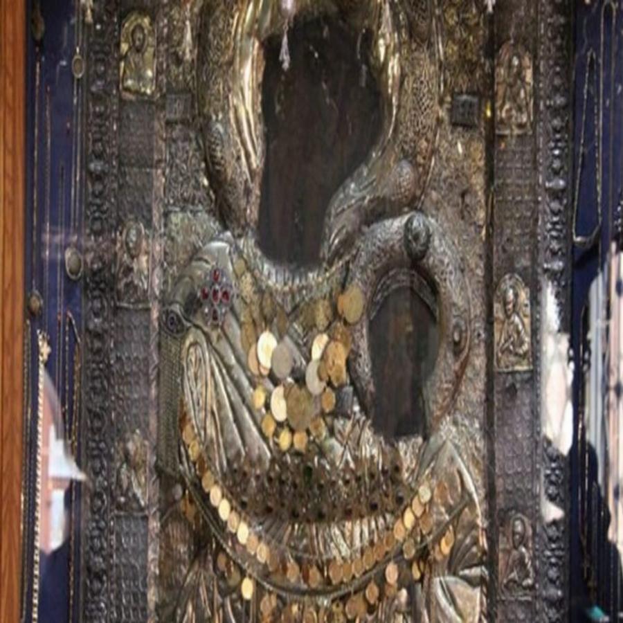 Παναγία Πορταΐτισσα: Η θαυματουργή εικόνα της Παναγίας δεν πρέπει να βγει έξω από το Άγιο Όρος ποτέ