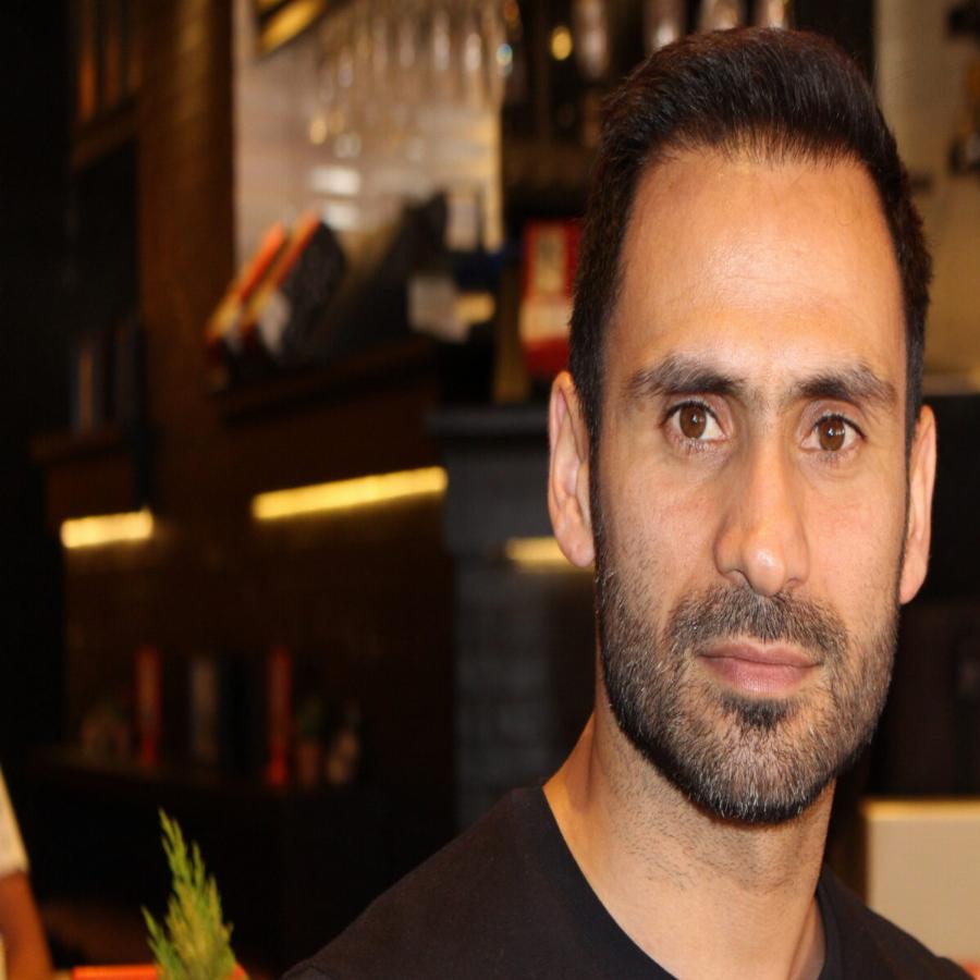 Τιμή τους και καμάρι τους: 15 διάσημοι Έλληνες που είναι τσιγγάνοι