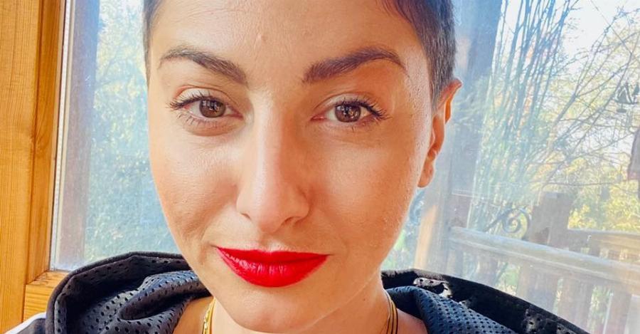 Ρεγγίνα Μακέδου: «Ακόμα μια μέρα που κέρδισα τον καρκίνο»