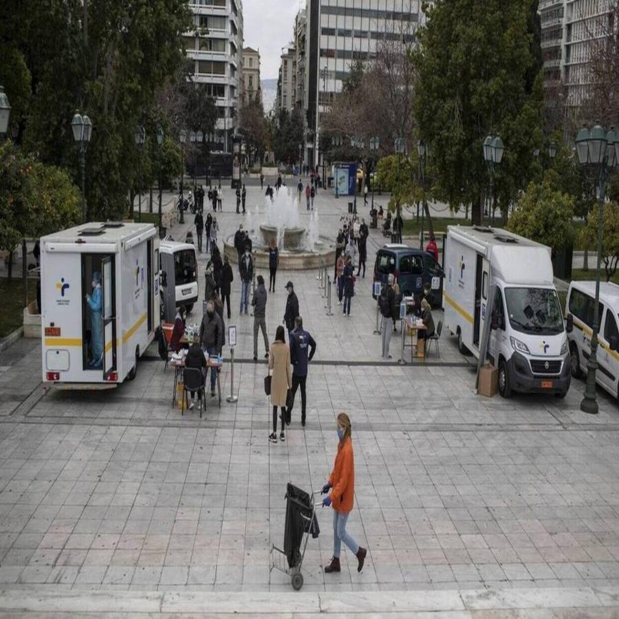 Αθηναϊκή μετάλλαξη: Ανησυχία για τη νέα μετάλλαξη του ιού σύμφωνα με τον καθηγητή Δημοσθένη Σαρηγιάννη