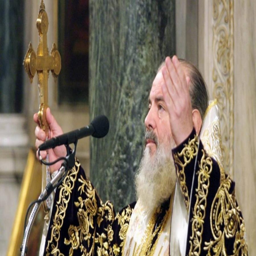 Αρχιεπίσκοπος Χριστόδουλος: Ο 2ος παγκόσμιος πόλεμος, οι σπουδές του στη Νομική και τα 22 χρόνια μετά την ενθρόνισή του