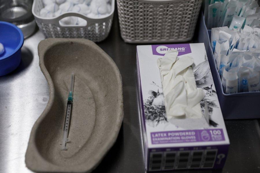 Εμβολιασμοί: Ούτε για δείγμα ραντεβού για τους 20ρηδες στην Αττική – Έκαναν φτερά σε λίγα λεπτά