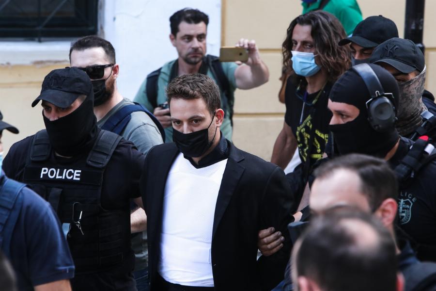 Έγκλημα στα Γλυκά Νερά: «Άντε να τελειώνουμε να μπούμε φυλακή…», είπε ο συζυγοκτόνος στους αστυνομικούς