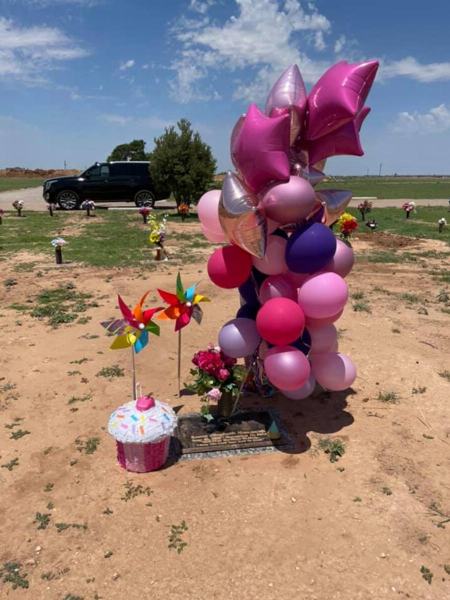 Έχασε το μωρό της επειδή κατάπιε μπαταρία και από τότε παλεύει για έναν σκοπό