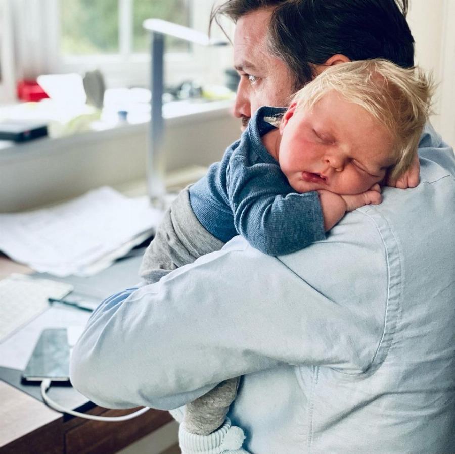 Τρέλα στο Ιντερνετ με το 3 μηνών μωρό με το μαλλί… Μπόρις Τζόνσον