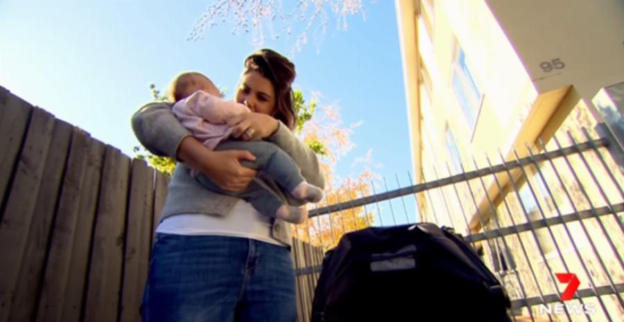 Έγκυος γυναίκα νίκησε τον καρκίνο χάρη σε ιατρικό θαύμα και γέννησε ένα υγιέστατο μωράκι