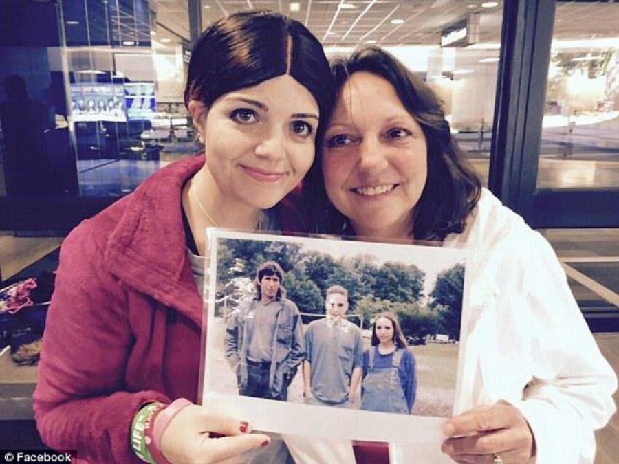 Mητέρα ακούει την καρδιά του νεκρού γιου της να χτυπά σε κοπέλα που την δώρισε και λυγίζει