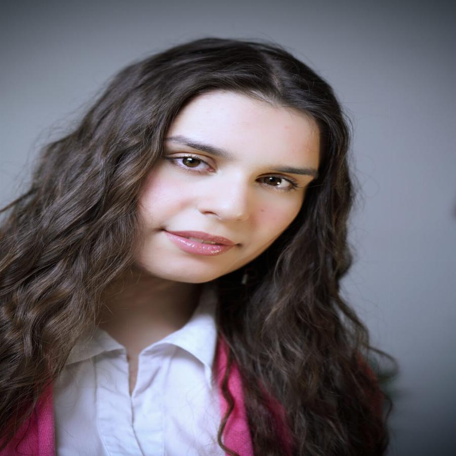 Εύη Πούλιου: Η πανέξυπνη Ελληνίδα που κατέκτησε την πρώτη θέση  σε παγκόσμιο διαγωνισμό Marketing