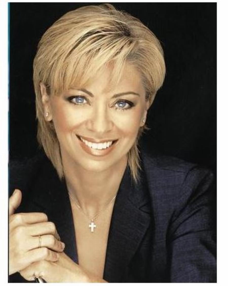 Το τόλμησαν και είναι υπέροχες: 11 διάσημες Ελληνίδες που έκαναν αγορίστικο κούρεμα